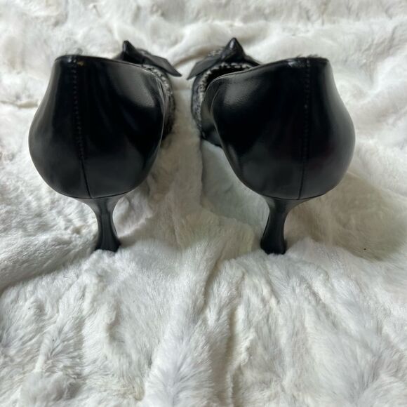 Apostrophe Heels  - Picture 5 of 10